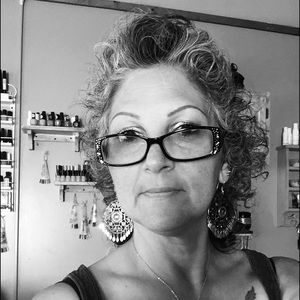 Meet your Posher, Lisa